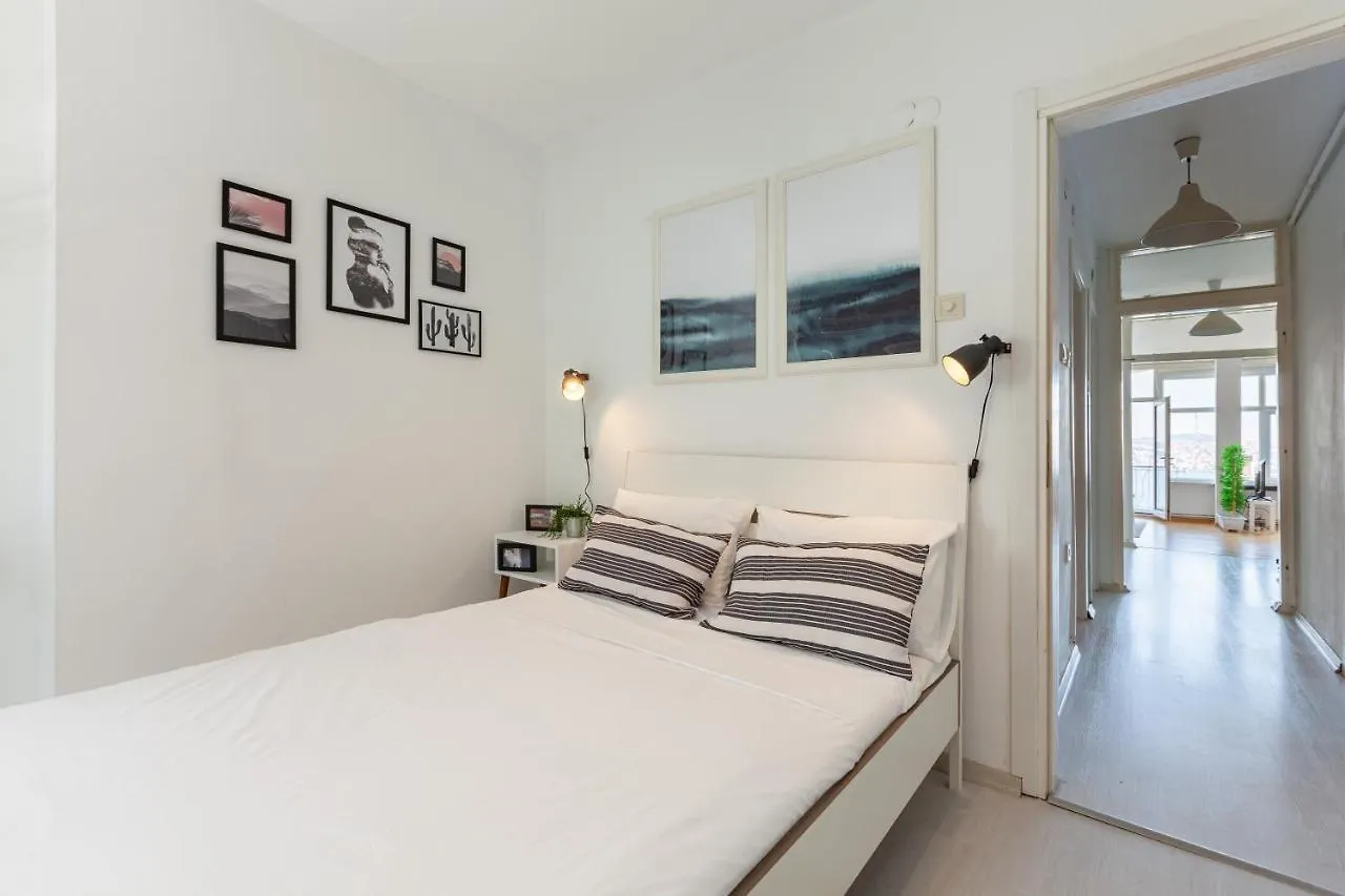 Feel The Breeze Of Bosphorus Apartment Istanbul Turkey